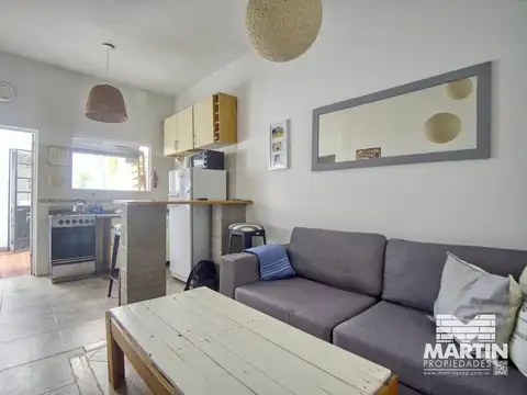 PH tres ambientes con patio y terraza, sin expensas - San Isidro, excelente ubicación