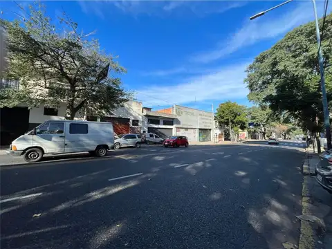 Galpon en Venta en Parque Avellaneda, USD 699.000