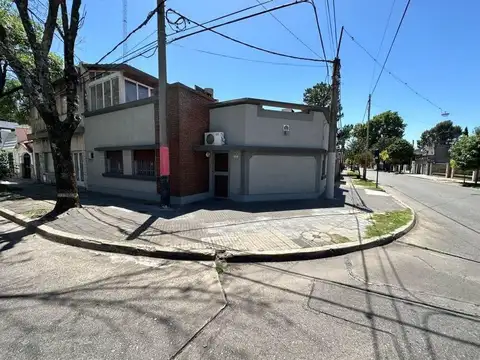 casa 2 dormitorios quincho cochera doble zona sur rosario