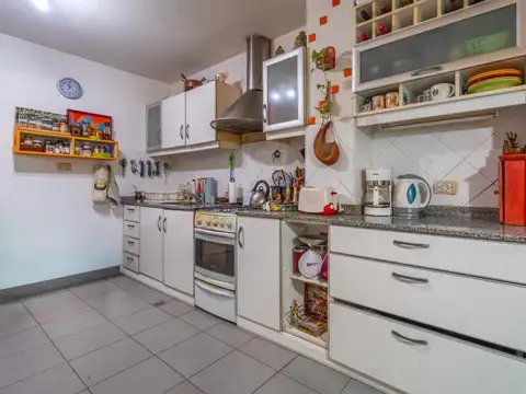 Depto Tipo Casa en Venta con 2 cocheras