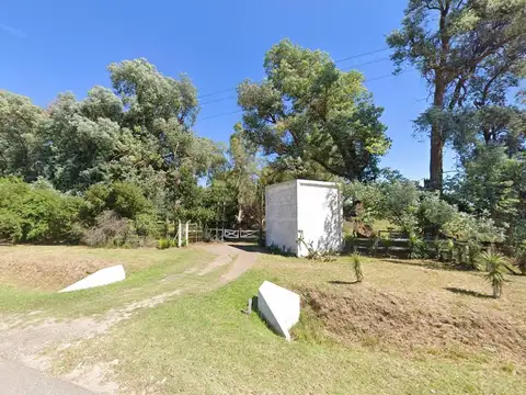 Campo / Fracción Comercial 12 Ha. y 3650 m² Edif. (4 Casas y Galpones) s/ RN 5 - Olivera