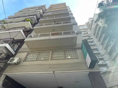 Venta Departamento 2 ambientes Uriburu y Juncal