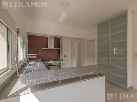 Casa moderna con 4 dormitorios en Los Sauces Nordelta