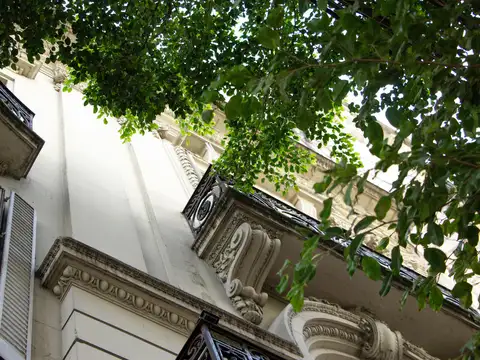 VENTA |  HOTEL FAMILIAR || RECOLETA | 441 m² TOTALES | 23 HABITACIONES | IDEAL INVERSIÓN | A REFACCIONAR