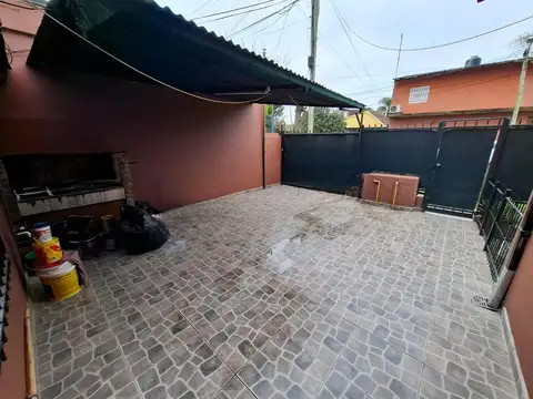 Depto Tipo Casa 3 ambientes con 1 baño