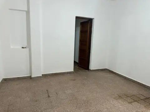 Depto Tipo Casa en Venta en General Paz, USD 90.000