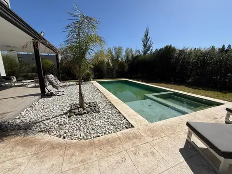 Venta Casa San Eliseo parque Pileta Apto crédito
