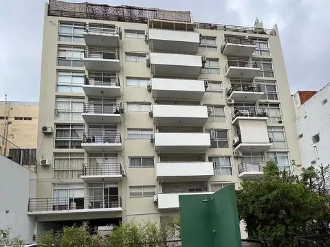 Sarmient 3400, Piso 6