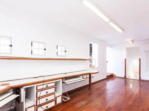 Casa 6 ambientes con 4 baños