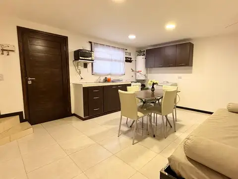 Depto Tipo Casa 2 ambientes con 1 baño