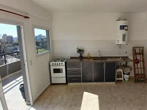 Departamento en Alquiler en Villa Bosch, $ 890.000
