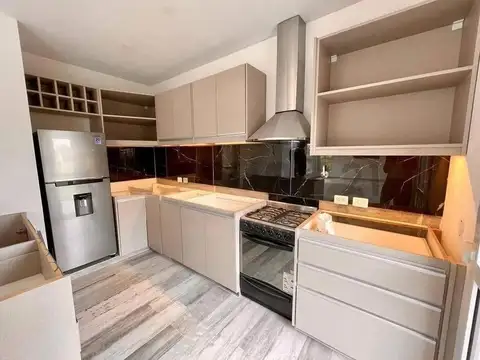 Casa 5 ambientes con 1 baño