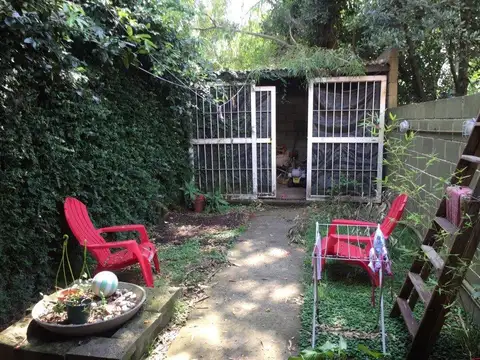 Casa 2 ambientes con 1 baño