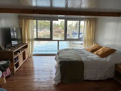Casa 2 ambientes con 1 baño