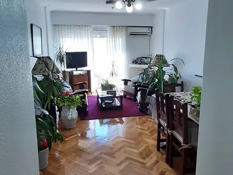 Departamento en Venta en Flores, USD 99.000