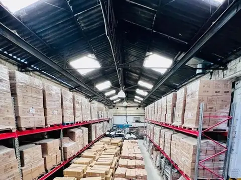 Galpon en Venta en Quilmes Oeste, USD 650.000