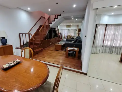 Casa en Venta de 5 dormitorios