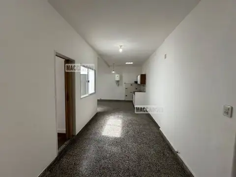 Depto Tipo Casa en Alquiler de 1 dormitorio