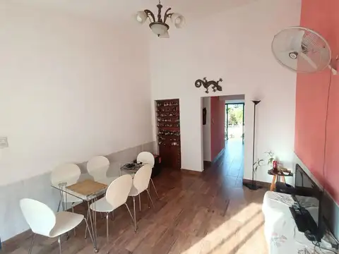 Casa en Alquiler en Villa Estela, $ 1.200.000