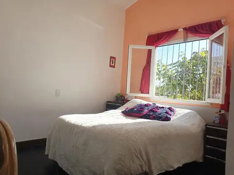 Casa 5 ambientes con 1 baño