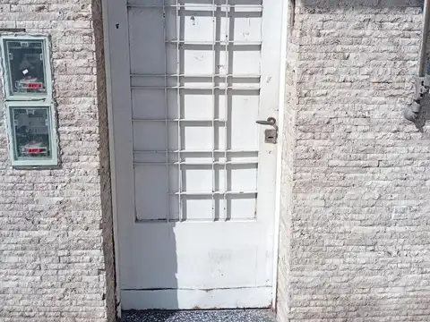 Gabino Ezeiza 9495 , Piso 1