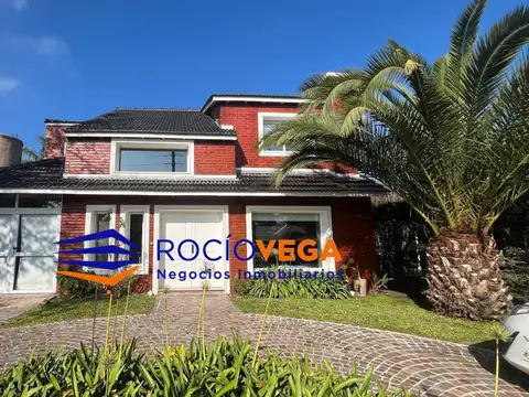Casa a la venta en Country Banco Provincia  Francisco Alvarez Moreno