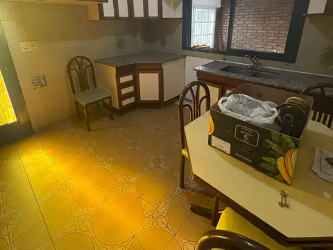 Depto Tipo Casa en Alquiler de 3 ambientes
