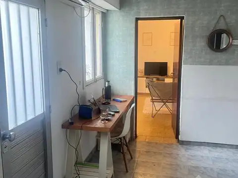 Alquiler PH 2 dormitorios y patio, La Plata