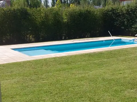 Casa en Venta en Las Paredes, USD 315.000