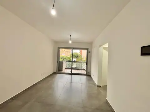 Av. Rivadavia  al 10600