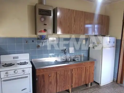 EN VENTA | CASA DE TRES DORMITORIOS BARRIO ROCA A