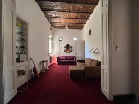 Venta Dpto 4 ambientes Balvanera con balcones