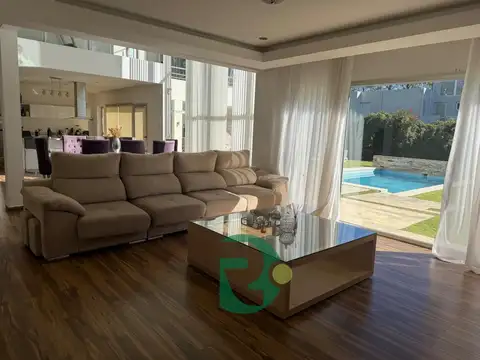 Casa en Venta en San Diego Country Club, USD 800.000