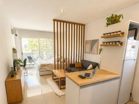 VENTA MONOAMBIENTE CON BALCÓN AL FRENTE. CIUDADELA