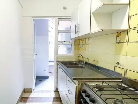 Tronador  al 3700 Entre Manzanares y Jaramillo.