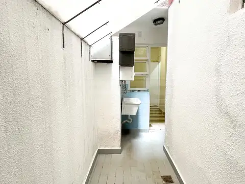 Oficina 2 ambientes con 1 baño