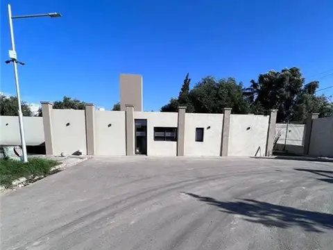 Calle 5 y Ruta 40 100