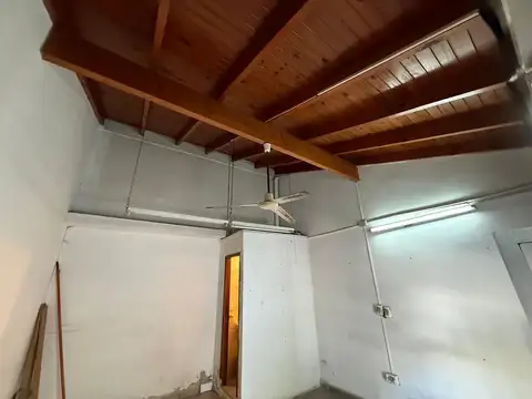 Local en Alquiler en Wilde, $ 450.000