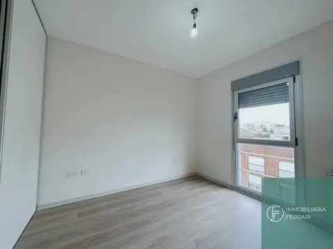 Departamento 6 ambientes con 2 baños