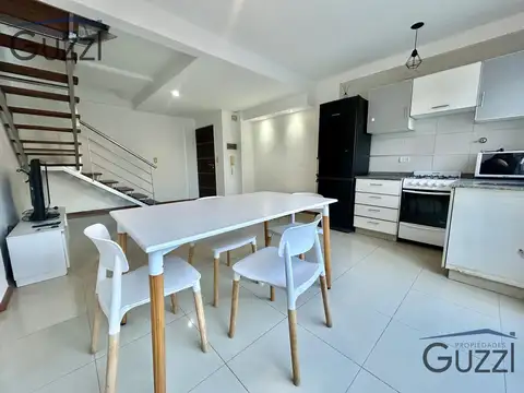 Depto Tipo Casa en Venta en Saavedra, USD 136.000
