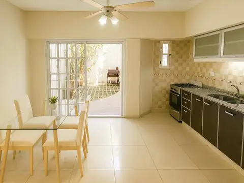 Venta o permuta PH en Triplex de 4 Ambientes con altillo,  Cochera y Patio en Aldo Bonzi