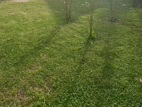 Casa 4 amb en Venta a Refaccionar en Grand Bourg