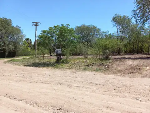 Av. San Martin esq. Cerro Blanco 100