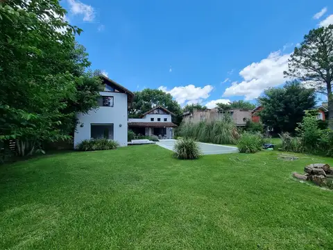 Casa en Venta de 4 dormitorios