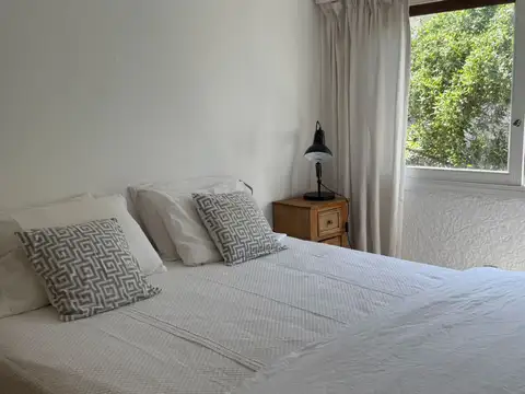CALLE 4 (Puesta del Sol) 200, Piso 2