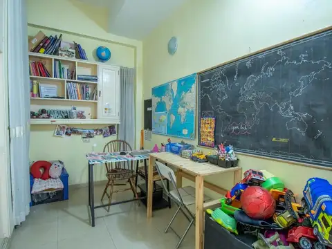 Casa 7 ambientes con 3 baños
