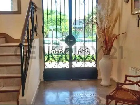 Casa en Venta de 5 dormitorios