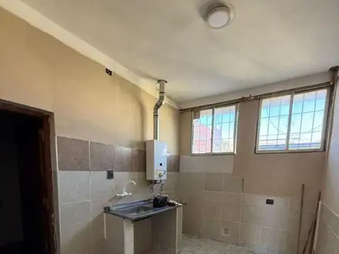 Local en Alquiler en Salta, $ 450.000