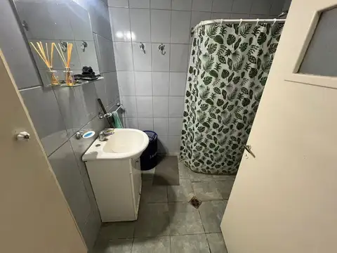 Casa de 3 dormitorios con patio y cochera