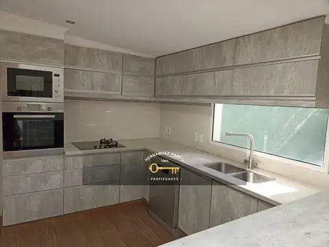 Depto Tipo Casa en Alquiler A Estrenar